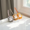 Influyente pequeño tigre muñeca de peluche llavero colgante delicado coche colgante para niñas pequeño regalo juguetes al por mayor Specification image